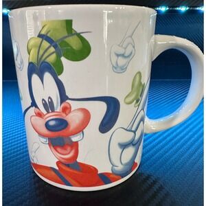 Disney Jerry Leigh Goofy White Ceramic Coffee or Tea Mug/Cup Mickey Mouse
